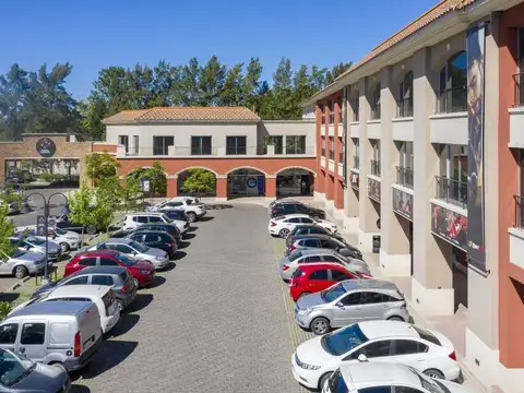 Local en Alquiler en Pueblo Caamaño, $ 690.000