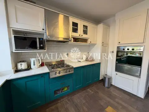 Depto Tipo Casa en Venta con 2 cocheras