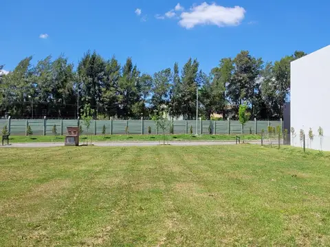 Terreno en Venta 35  mts Fondo