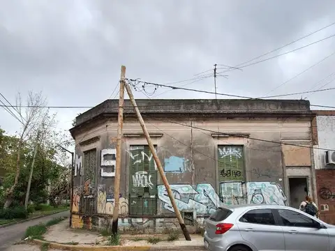 Terreno en Venta en Bernal, USD 50.000