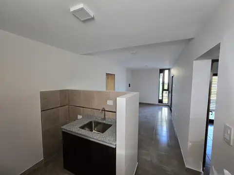 Departamento en Alquiler al Este