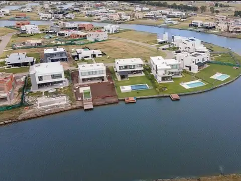 Terreno en Venta de 699,0 m2