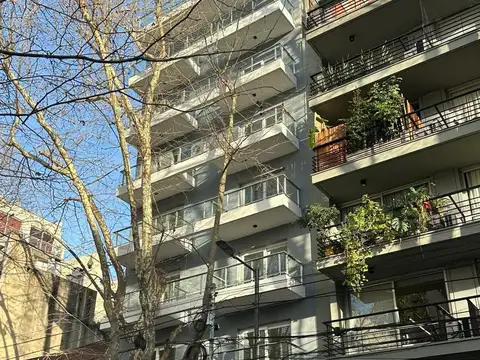 VENTA - DEPARTAMENTO 2 AMBIENTES - PALERMO CON COCHERA.