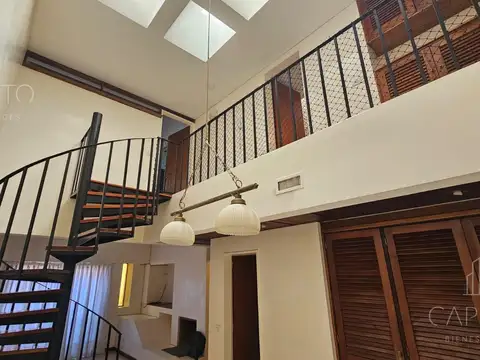 Depto Tipo Casa en Alquiler de 3 ambientes