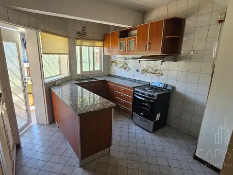 Depto Tipo Casa en Alquiler al Sur