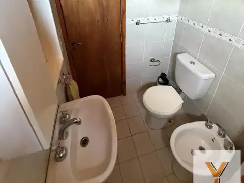 Casa 3 ambientes con 2 baños