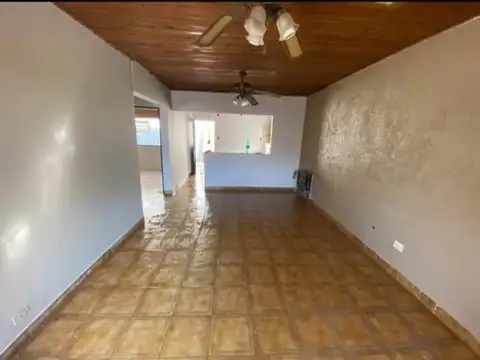Casa en Venta en La Plata, USD 114.000