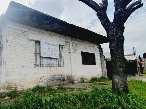 Casa para 2 familias en Isidro Casanova