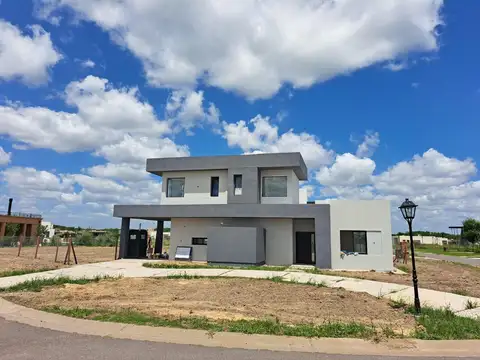 Casa en Venta en San Sebastian, USD 179.000