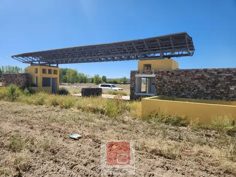 COCUCCI INMOBILIARIA VENDE terreno en Ruta 40