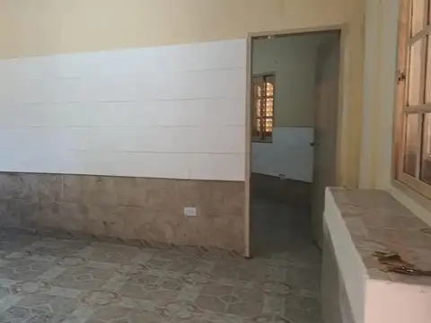 Departamento en Alquiler en Rafael Castillo, $ 300.000