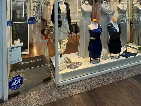 Mitre  al 800, local 25, galería libertad II