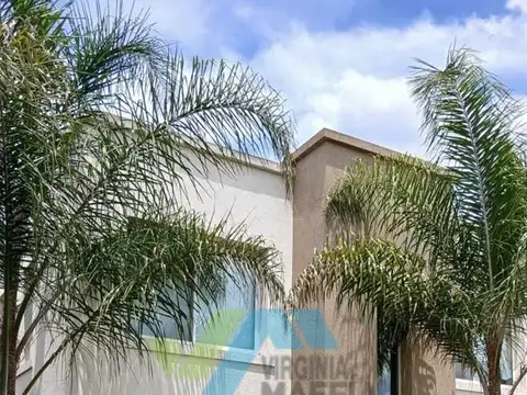 Casa en Alquiler en Pilar Del Este, USD 1.400