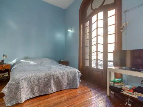 Depto Tipo Casa en Venta de 5 ambientes