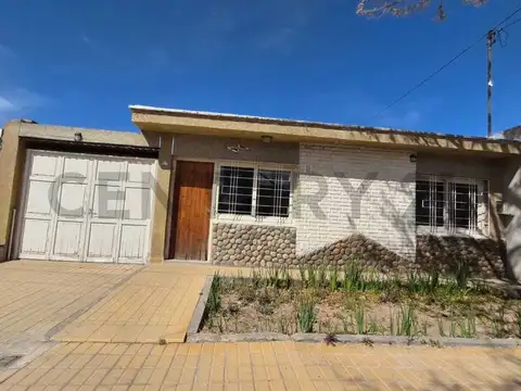 CENTURY 21 ALQUILA CASA EN CARRODILLA- LUJAN DE CUYO