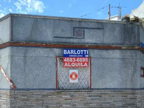 Depto Tipo Casa en Alquiler de 1 dormitorio