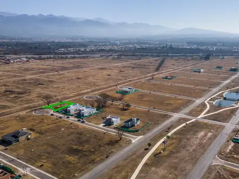 La Verbena. Zona Aeropuerto. Calle 16. Lote 100