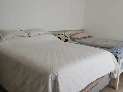Casa en Alquiler con 1 cochera
