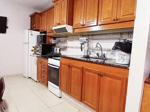 VENTA 4 AMB. COCHERA - HAEDO- A.CREDITO - PERMUTA