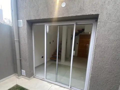 Depto Tipo Casa en Venta de 2 dormitorios