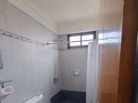 Departamento 5 ambientes con 1 baño