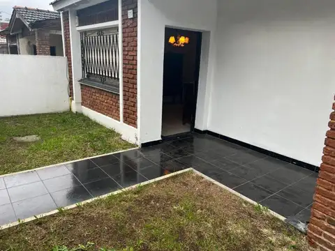 Casa en Venta en Chilavert, USD 109.000