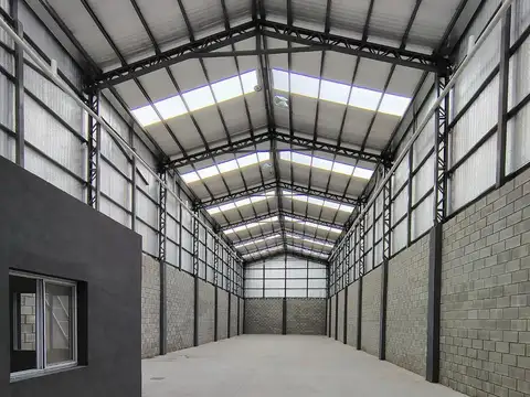Depósito Nave Industrial Galpón a estrenar 400m2 en alquiler a metros de Acceso Norte Malvinas Argen