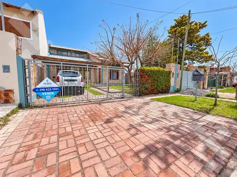 Casa en VENTA 3 dormitorios Apta Crédito Hipotecario - Uruguay y Chacabuco - Gral. Roca