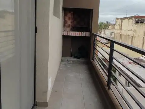 Departamento en Alquiler en Bernal Oeste, $ 750.000