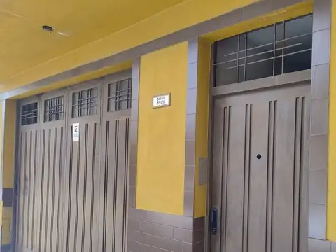 VENTA PH 4 AMBIENTES CON TALLER EN PB SAN JUSTO