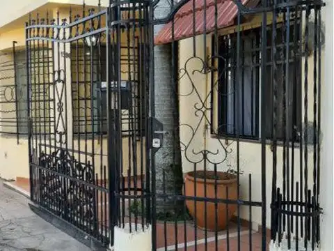 Casa y Local en venta en Villa Gobernador Galvez Oportunidad FINANCIACION