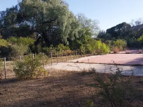 Terreno en Venta de 2100,0 m2