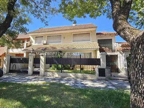 Venta Casa 4 Dormitorios en Monte Grande