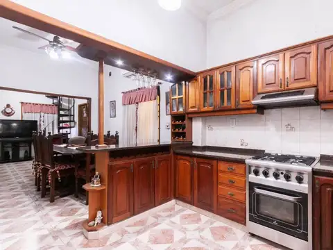 Casa en Venta en Valentin Alsina, USD 95.000