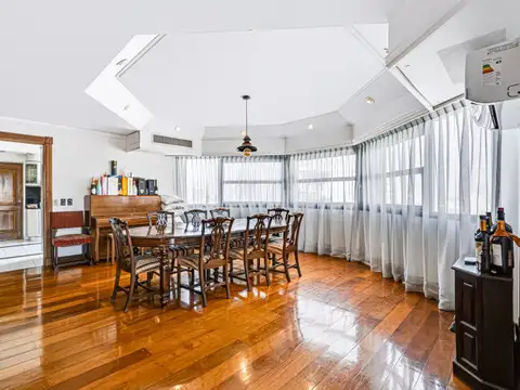 Departamento en Venta de 5 dormitorios