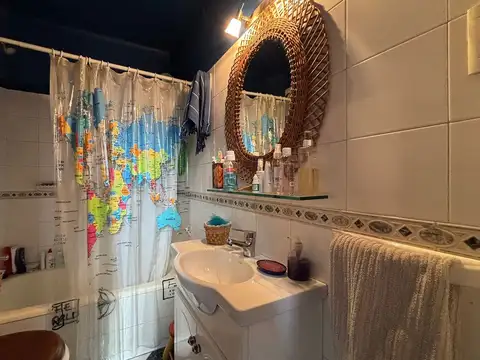 Depto Tipo Casa en Venta en Caballito Sur, USD 99.000