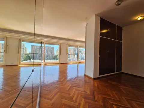 LADISLAO MARTINEZ 100