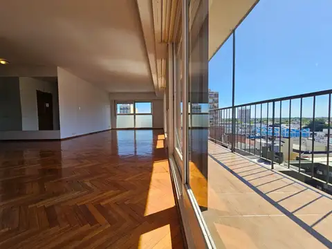 Departamento en Venta de 4 dormitorios