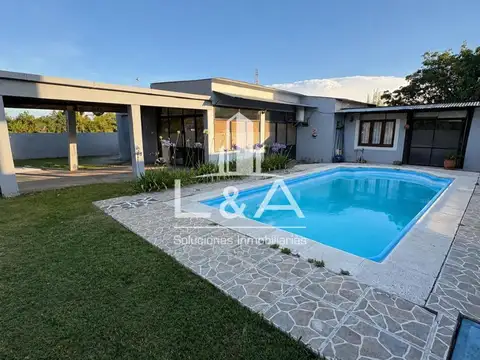 EN VENTA CASA EN LA ALMUDENA