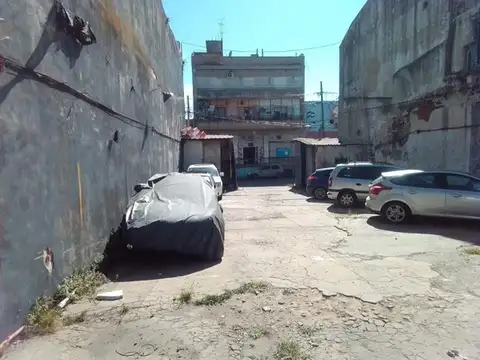 Galpon amplio en excelente zona de capital federal