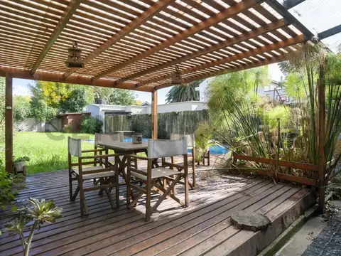 Casa en Venta en Gonnet, APTO BANCO