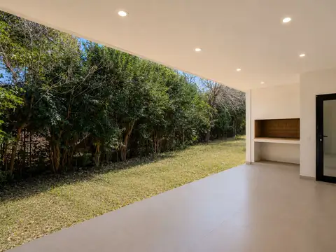 Casa en Venta al Este