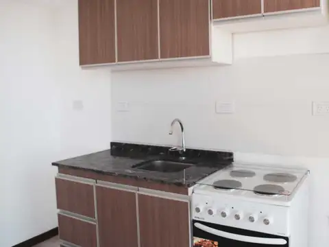 Monoambiente Premium con Balcón Al Frente - Torre Tecnológica Mitre - Cocheras Disp.