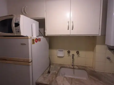 MONOAMBIENTE / 2DO PISO POR ESCALERA