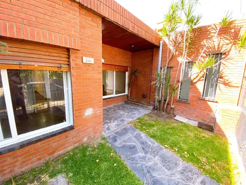 Casa en Alquiler en Barrio Arca, $ 1.300.000