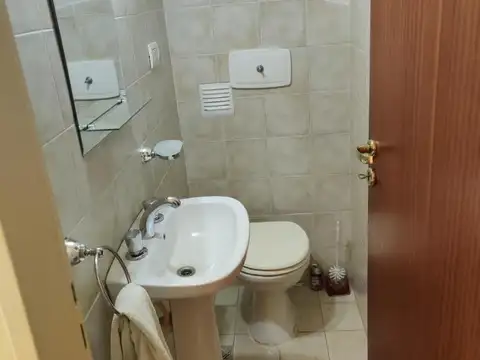 Casa en Alquiler en Villa Adelina, $ 1.650.000