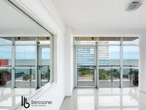 Departamento en Venta en Playa Chica, USD 249.000