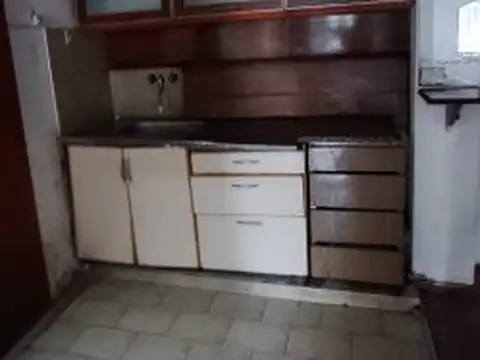Damas Mendocinas 688 , Piso 0