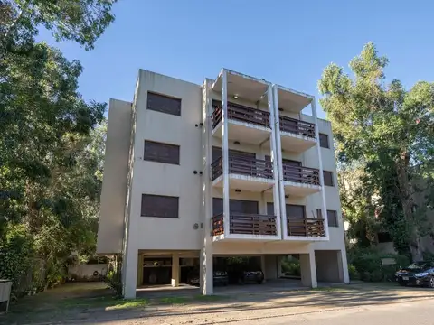 Venta departamento 3 ambientes Edificio Barthos