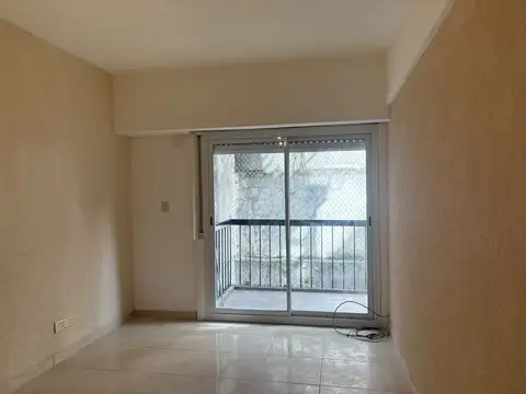 Paraguay 3600, Piso 1